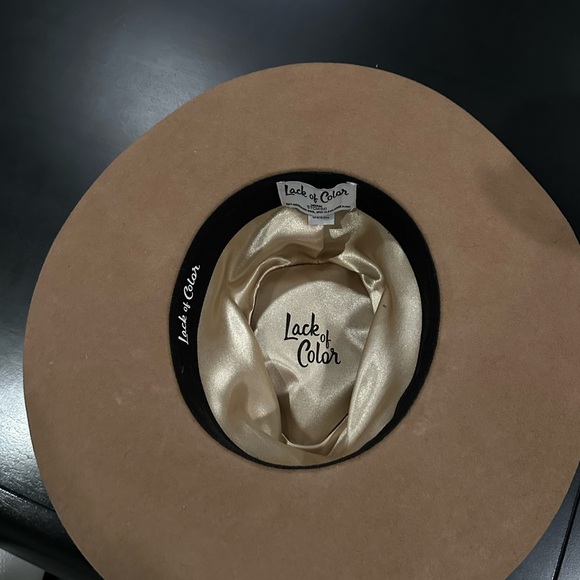 Lack of color rancher hat - Picture 4 of 5